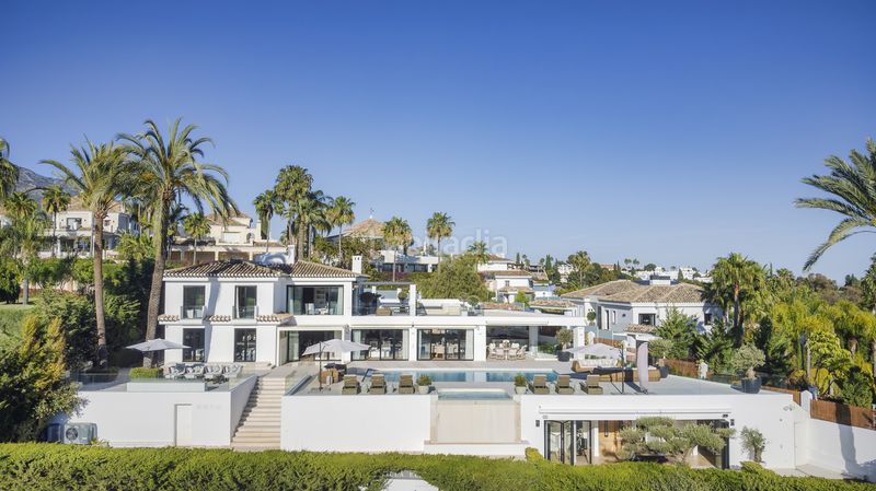 Foto cb12e1b3-4daf-46fa-bd25-3001bb53f94e. Casa amb aparcament piscina a Casco Antiguo Marbella
