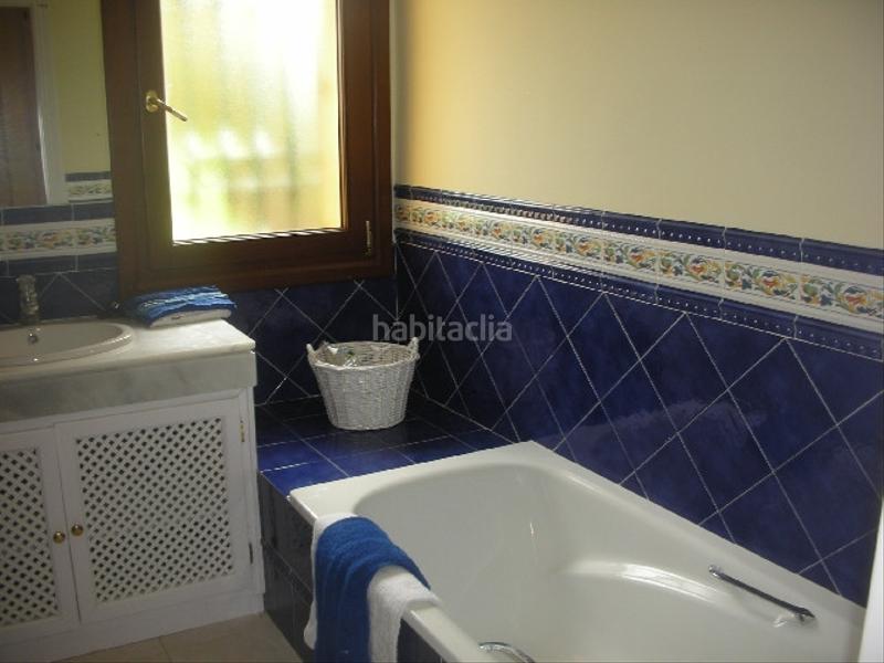 Foto 32353d6a-9436-49b5-8345-04cae362ce95. Haus mit parking pool in Casco Antiguo Marbella