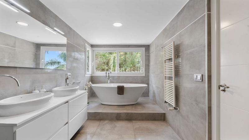 Foto 0163e273-45dc-4c4f-85a2-448f74d65838. Casa con parcheggio piscina in Casco Antiguo Marbella