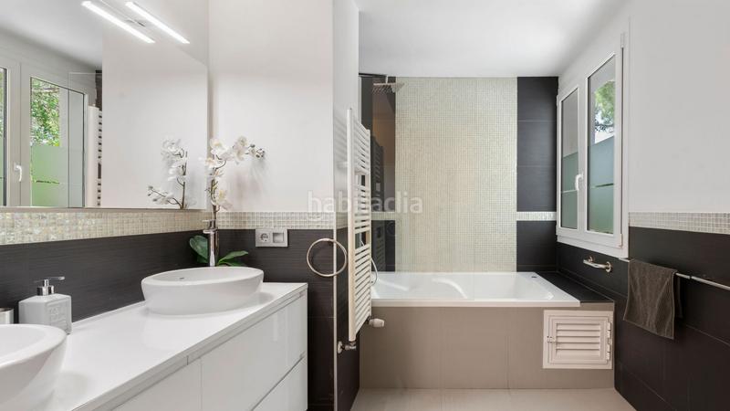 Foto b43e7915-6288-4ee3-a73f-4efd779edbbb. Casa con parcheggio piscina in Casco Antiguo Marbella