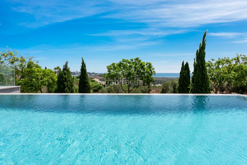 Foto 99276d10-2a55-4da1-b04a-82a58a4c994f. Casa amb aparcament piscina a Casco Antiguo Marbella