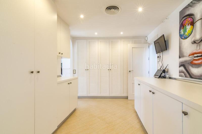 Foto 7093c58b-0bdb-4fb2-997b-c93d8cf5e9b2. Alquiler casa exquisita villa de 5 dormitorios en la alqueria, benahavis en Benahavís