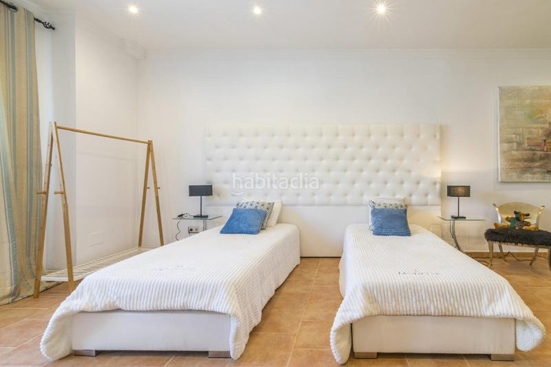 Foto 77871595-bcff-4e1b-b371-5093b26a788f. Miete haus mit heizung parking pool in La Alquería Benahavís