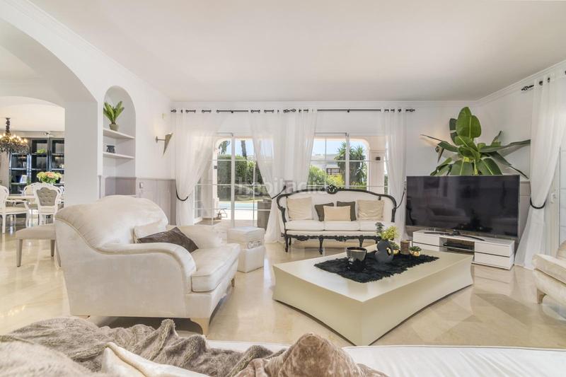 Foto b2416828-114e-4ddf-b9bc-6bc67e1ca039. Rent house with heating parking pool in La Alquería Benahavís