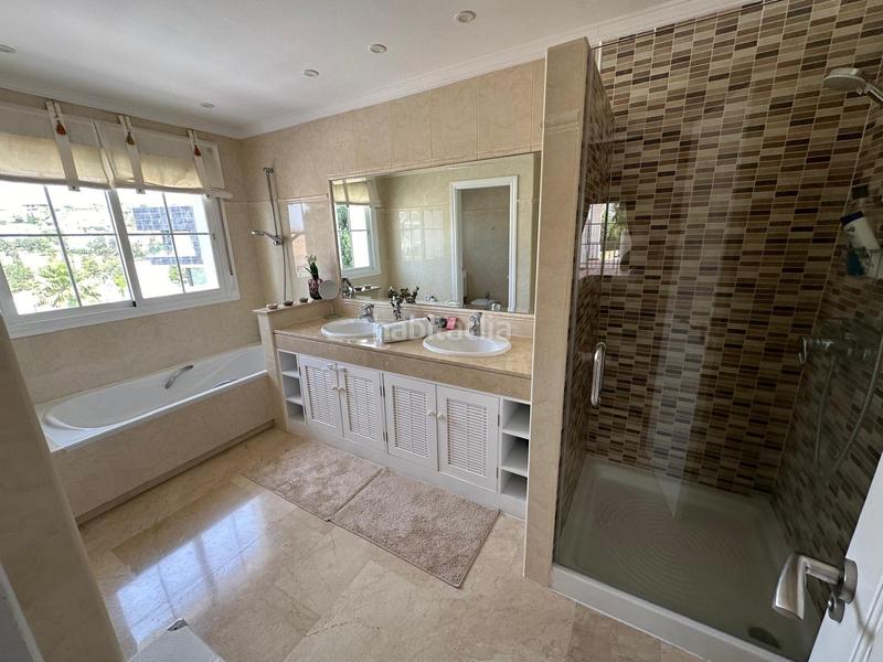 Foto cfbdf8ff-2553-4446-b3fd-d9001d65268e. Rent house with heating parking pool in La Alquería Benahavís