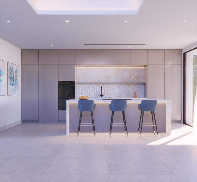 Foto 4de43519-48f6-4d34-9ea7-a296f2a52927. Haus mit parking pool in Estepona golf Estepona