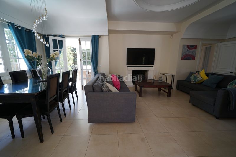 Foto c67c5e0d-022c-428c-bd63-3404e332f47f. Casa amb aparcament piscina a Nueva Andalucía centro Marbella