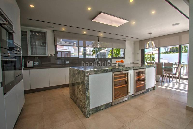 Foto 67dfafb9-c4f1-4223-8c50-b37ab08fbbf3. Casa a Puerto Banús Marbella