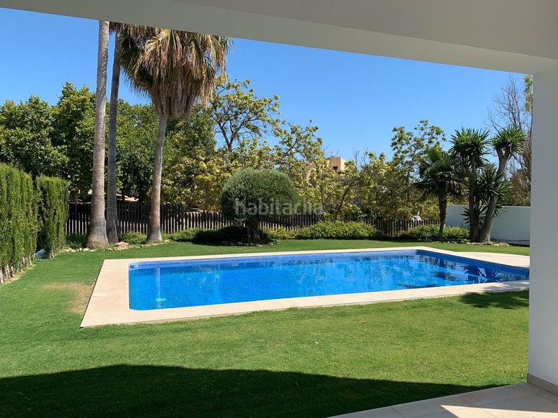 Foto 4ebdfb57-e00c-4289-966e-cc23bfaece53. Casa amb aparcament piscina a San Pedro de Alcántara Pueblo Marbella