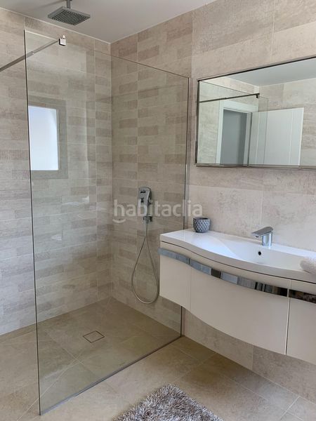 Foto c0945a12-752a-4955-a8d3-6f21b14ce012. Casa amb aparcament piscina a San Pedro de Alcántara Pueblo Marbella