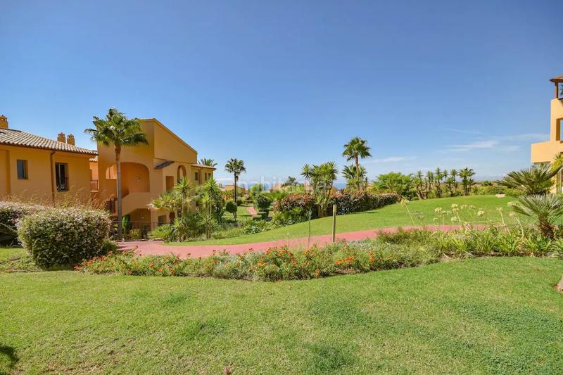 Foto 246f24af-8fc1-4b11-b79a-1449bd1fef60. Lloguer apartament a jaralillos 2 a El Paraíso Benahavís