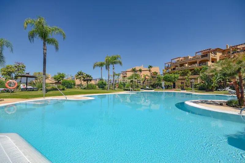 Foto 31dbca94-f316-4fa8-8761-26dc210fe1a2. Lloguer apartament a jaralillos 2 a El Paraíso Benahavís