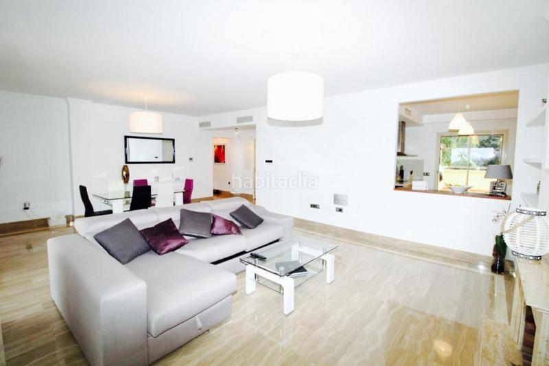 Foto d2e0b0bd-5598-46f8-9eef-09a8421640bb. Lloguer apartament amb calefacció aparcament piscina a Marbella