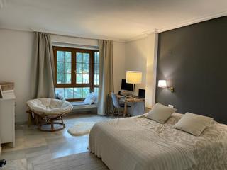 Casa a Gerardo diego-la campana 3. Una villa de four bedroom en nueva andalucia para 750.000