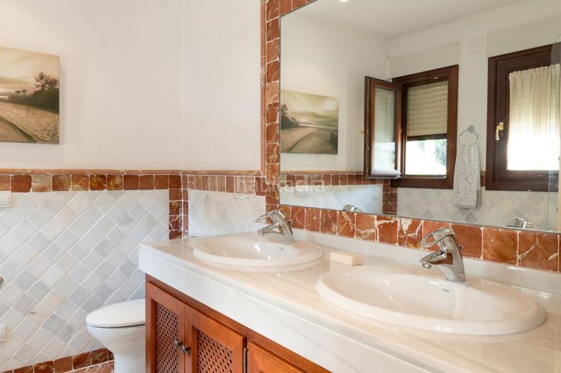 Foto 5509e009-bd10-406c-949a-7d737146fc3a. Piccolo appartamento con parcheggio piscina in Puente Romano Marbella