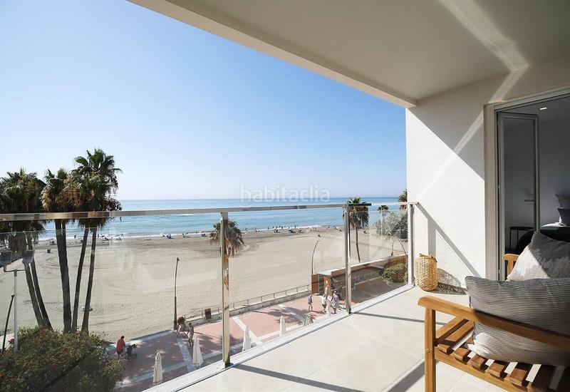 Foto 8a42bf4d-1c17-4980-9bd5-02a0cd210d2a. Apartamento  de lujo en primera línea de playa en estepona en Marbella