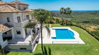 House in Benahavís pueblo. Exquisita villa mediterránea en venta