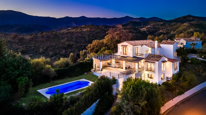 Foto c9a5a833-e269-4a94-937f-7a70532a6356. Casa con riscaldamento parcheggio piscina in Casco Antiguo Marbella