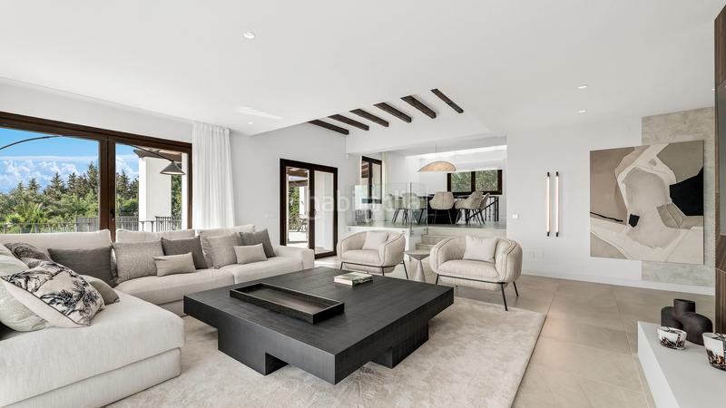 Foto e69d5f7f-ffaa-4bdb-9bc6-e6fddd5c1cf5. Casa con riscaldamento parcheggio piscina in Casco Antiguo Marbella