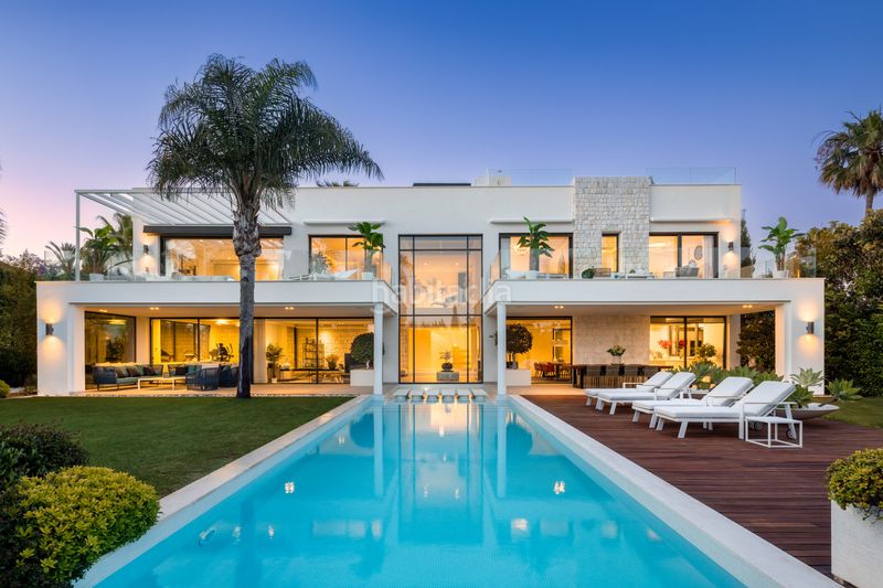 Foto cd3c4eb1-da48-409c-a27c-d2b1493d3ecf. Casa amb piscina a Casco Antiguo Marbella