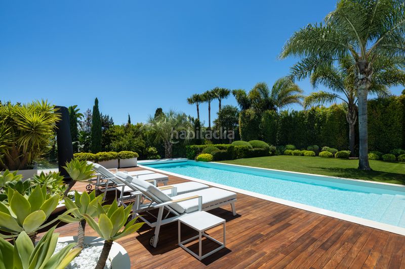 Foto ffb824cd-141a-45bd-8bd5-ba000774958c. Casa amb piscina a Casco Antiguo Marbella