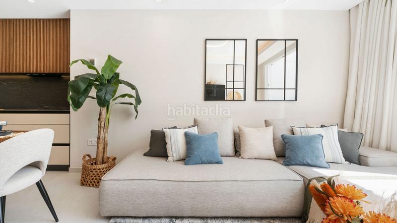 Foto 9a11293e-4309-447b-be5c-293c377be4e4. Apartamento impresionante apartamento renovado en primera línea de golf con vistas al mar en Benahavís