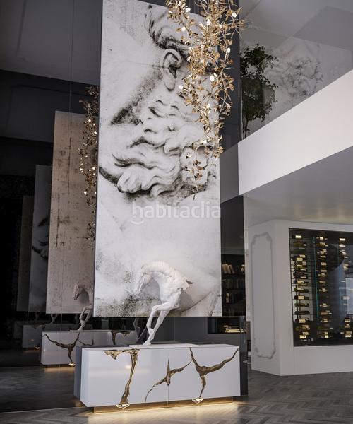 Foto 46eaad3a-b981-4d0f-b1ab-23ad017eac90. House with parking pool in Casco Antiguo Marbella