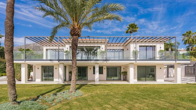 Foto 811acc67-6265-47ac-9039-f46979427774. Casa amb aparcament piscina a Casco Antiguo Marbella