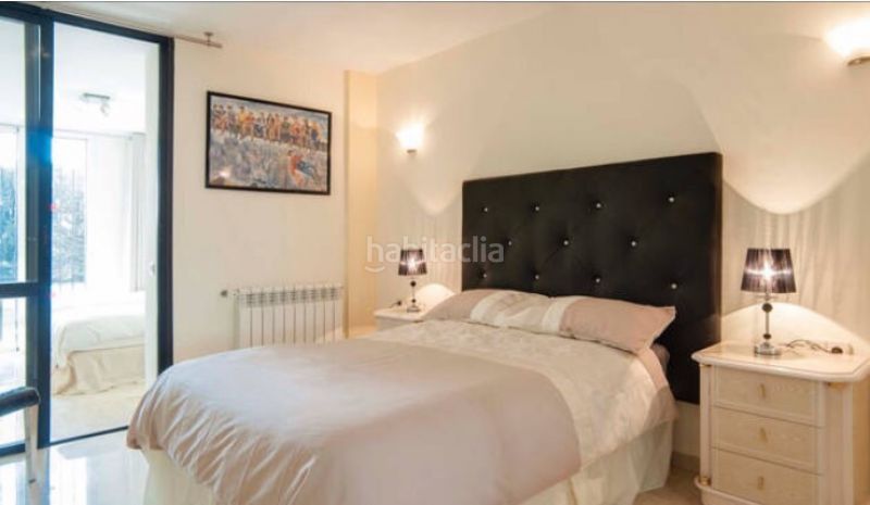 Foto 51dd9cb7-b62f-4a19-ad12-b93a5de4808a. Casa amb piscina a Casco Antiguo Marbella