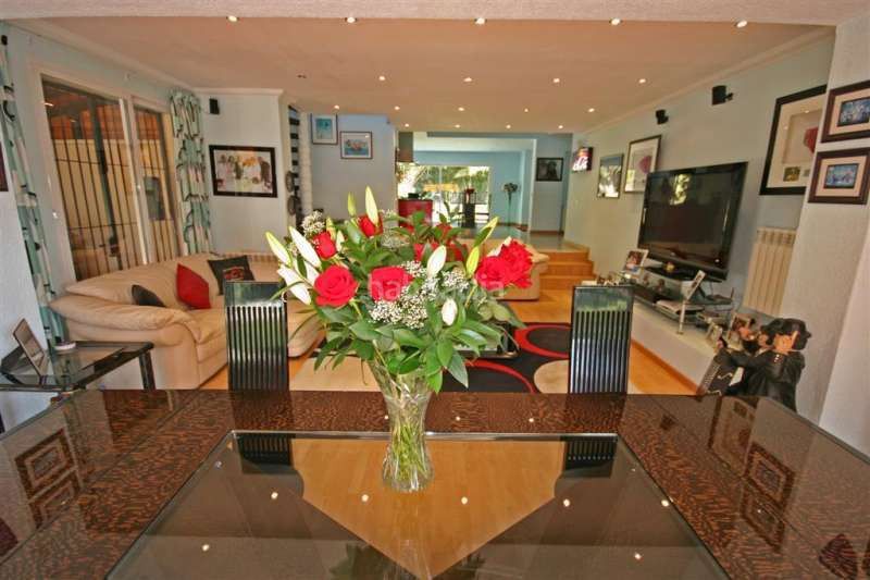 Foto a4cef876-7ee7-49b3-80bd-af9b1cf46068. Casa amb piscina a Casco Antiguo Marbella