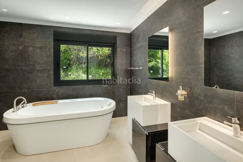 Foto d3170915-aeb1-470c-8681-1e9753cddc02. Casa amb aparcament piscina a Casco Antiguo Marbella