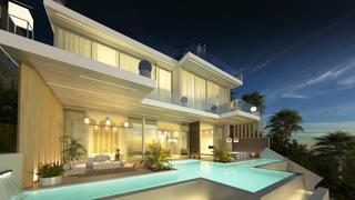 Casa en Casco Antiguo. Exquisita villa de lujo con vista al mar y montaña