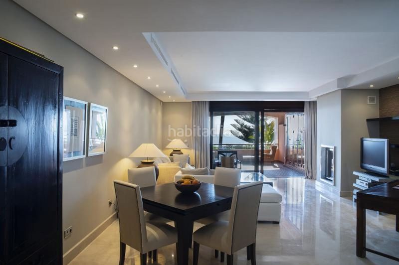 Foto 2212ef3b-1baa-45f5-ab44-1fe814d5beb5. Apartament amb aparcament piscina a Puerto Banús Marbella