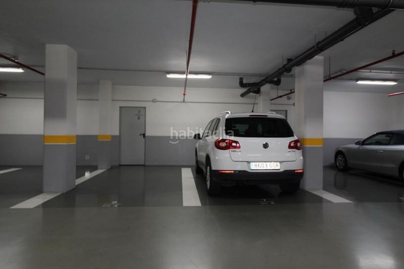 Foto 5c2a1853-3fd5-400f-a065-50e9993ac42a. Apartament amb aparcament piscina a Puerto Banús Marbella