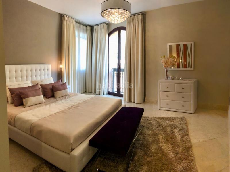 Foto c7aa41a5-4b33-4f4a-80db-0c1c707836e2. Apartament amb piscina a Casco Antiguo Marbella