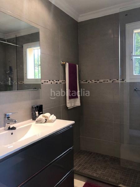 Foto fb1b5bf4-a6ef-4dac-9176-328cfbebaadd. Casa adosada adosado en venta en Casco Antiguo Marbella