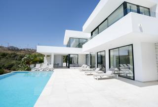 Lloguer Casa a La Alquería. Villa de nueva construcción en atalaya benahavis