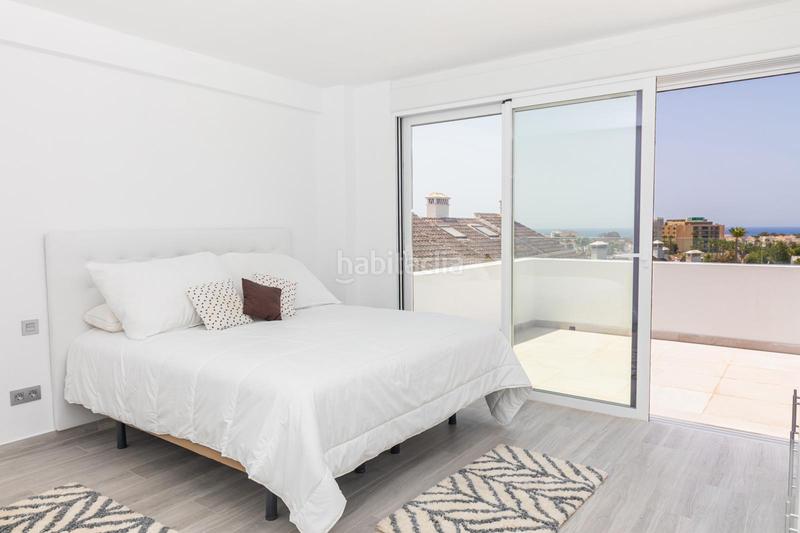 Foto b4e11250-fff3-4787-96f7-2b275b1e3a27. Lloguer casa adossada amb calefacció aparcament piscina a Estepona