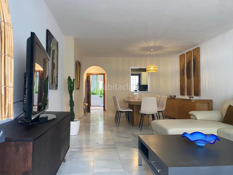 Foto bc7ea12a-3a73-4b0c-a8c6-6f4252cd6a18. Location appartement dans orquideas las 3 dans Nueva Andalucía centro Marbella