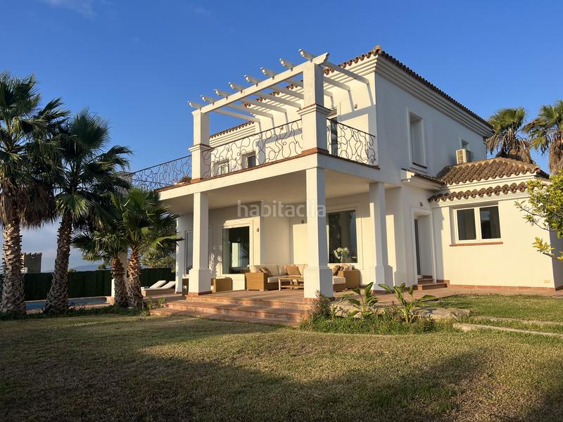 Foto 4e7ab764-ad65-4734-b77d-a9c09bab89f1. Alquiler casa en tubalitas 161 villa exquisita con vistas panorámicas al mar beach en Manilva
