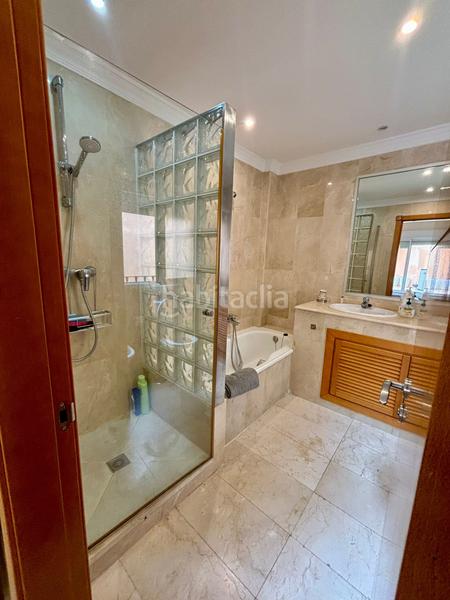 Foto 17aa72e1-c10e-42e6-9a45-4150f32ca85c. Rent ground floor in nueva andalucia k 19 in Los Naranjos Marbella