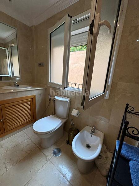 Foto 82a0fa48-100b-40dc-8002-4bf1f366d633. Rent ground floor in nueva andalucia k 19 in Los Naranjos Marbella