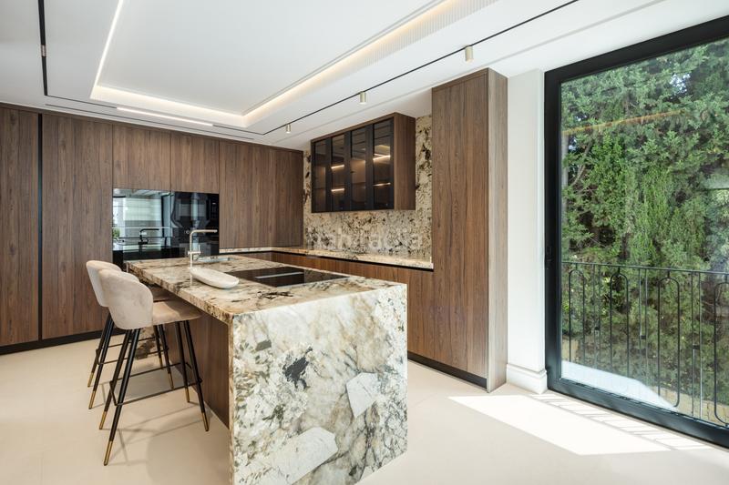 Foto f992d769-7e91-4dd9-86ec-38841c5c3542. Maison avec parking piscine dans Casco Antiguo Marbella