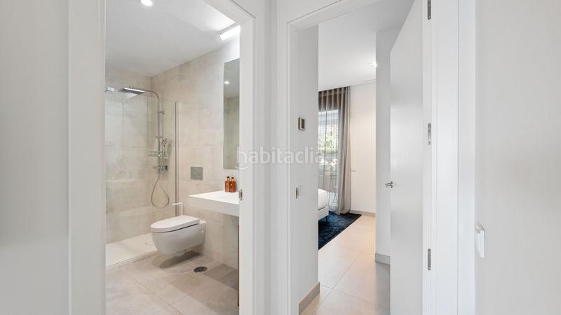 Foto 838613e5-f55a-4d1c-97ba-7a6a7631e03b. Apartamento elegante estilo de vida costero en el tranquilo refugio en Marbella