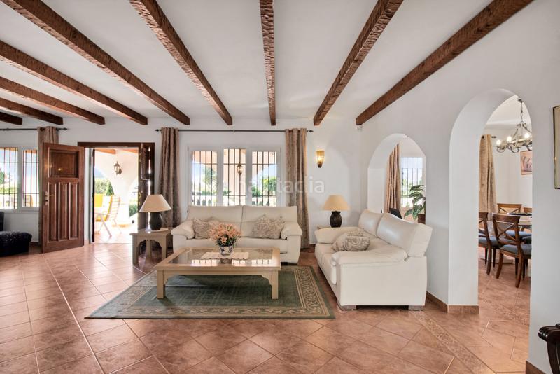 Foto 7f9c454b-117c-4d27-bf73-2c5dc8b554ef. Maison avec chauffage parking piscine dans San Pedro de Alcántara Pueblo Marbella