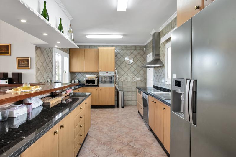 Foto b7f16381-747d-4273-8c4f-67369372b9f7. Maison avec chauffage parking piscine dans San Pedro de Alcántara Pueblo Marbella