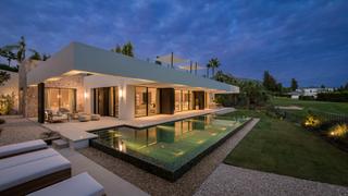 Casa en Casco Antiguo. Villa de lujo con frente al golf y áreas de entretenimiento en l