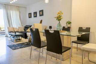 Apartament a Benahavís pueblo. Apartamento en primera línea de golf en benahavís, málaga  ideal
