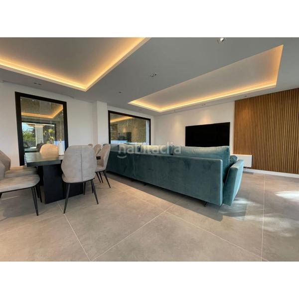 Foto 99b6b629-d8dc-4add-98b3-c189a5385070. Miete haus in ramon j sender-la campana 5 in Las Brisas Marbella