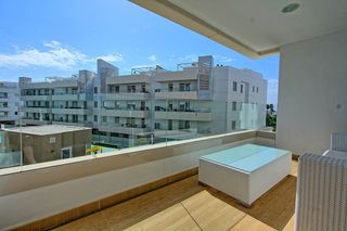 Lloguer Apartament a San Pedro de Alcántara Pueblo. Elegante apartamento de 3 dormitorios en san pedro de alcantara